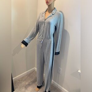 Victoria Secret Womens Size Medium Pajama Set